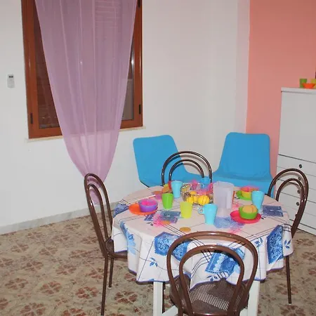 Baia Saracena Apartment *